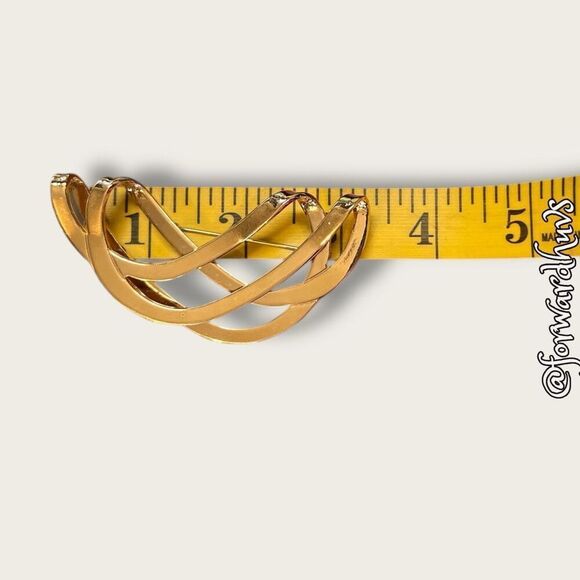 Large Vintage Gold-tone Brooch - Picture 8 of 9